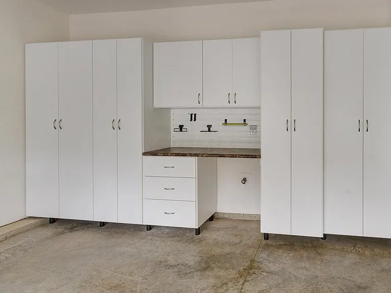 1424 Lakes Circle Dr — Photo 4