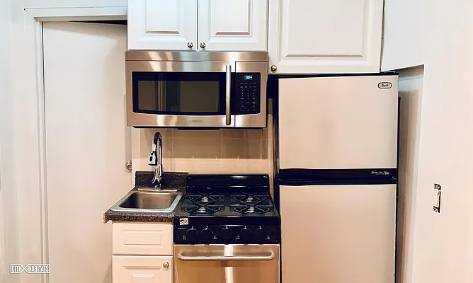 Rented by Citi Habitats | media 4