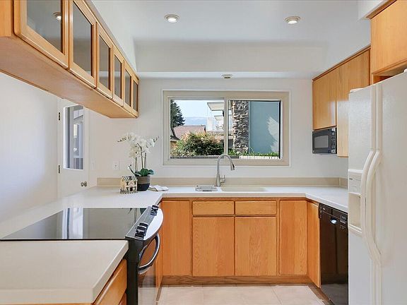 5th image of 5726 Encina Rd Unit 1