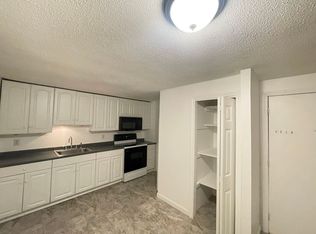 2 Pembroke Dr UNIT 1, Derry, NH 03038