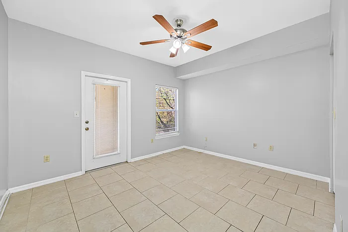 5612 Pinnacle Heights Cir #206 — Photo 22