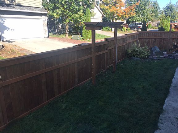 Replaced lattice fence