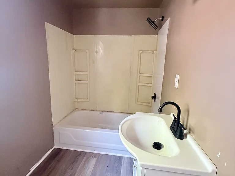 526 N 2nd St — Photo 5