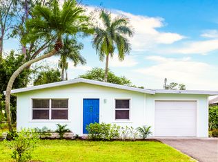 1148 12th Ave N, Naples, FL 34102