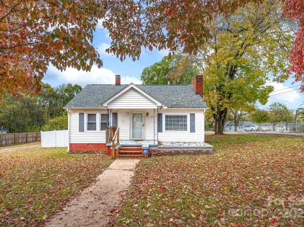 144 Robbins St SW, Concord, NC 28025