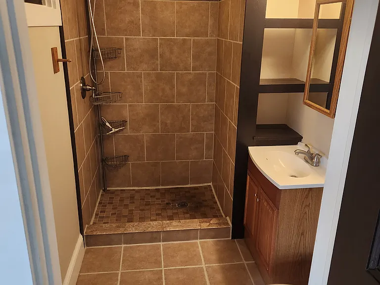 345 Main St #3 — Photo 3