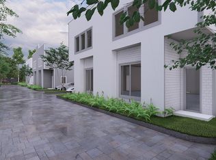 5126/5124 Clover St #A/B, Houston, TX 77033