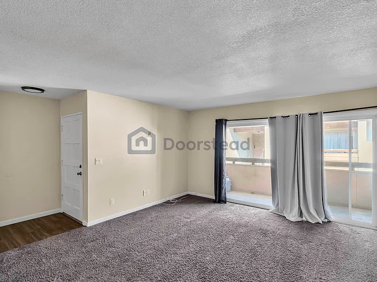 2521 W Sunflower Ave #J12 — Photo 7
