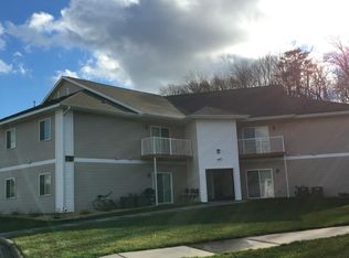 770 Northern Meadows Pkwy APT 201, Menomonie, WI 54751