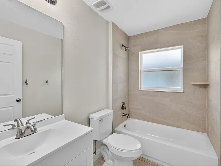 116 Dewitt Ct — Photo 18