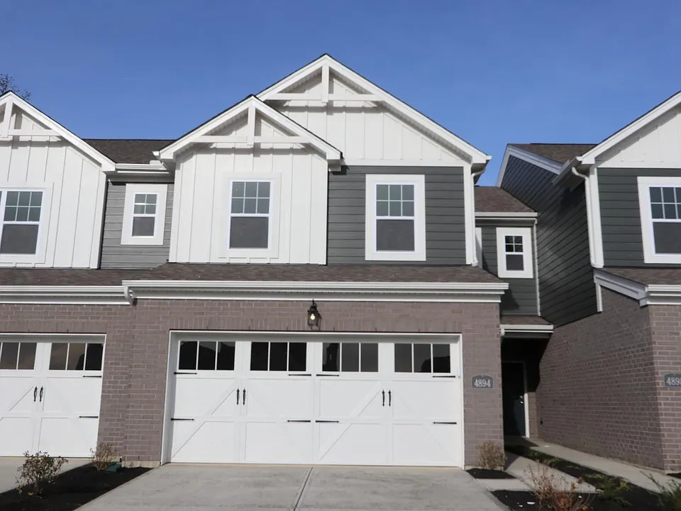 4894 Harrier Ln