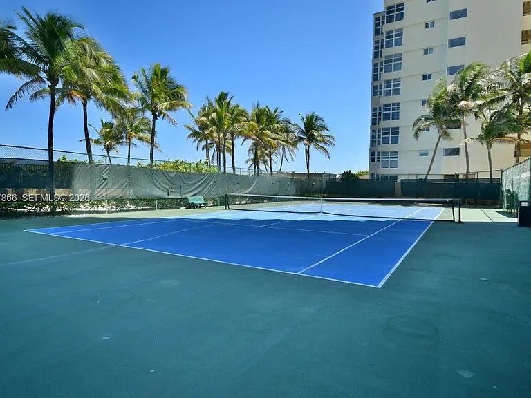 2080 S Ocean Dr #303 — Photo 16