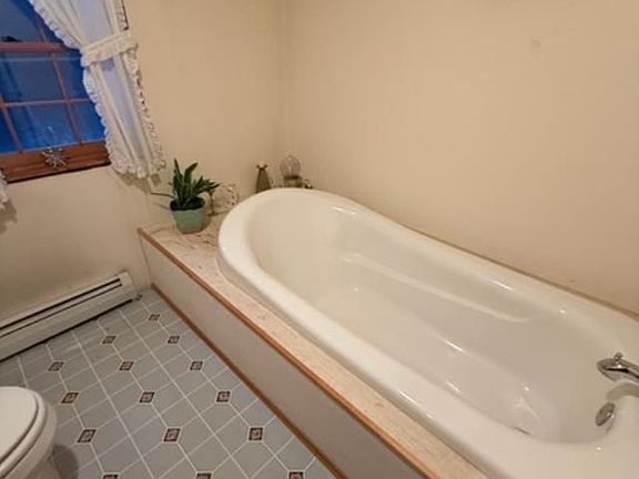 5th image of 63 Maxfield Road