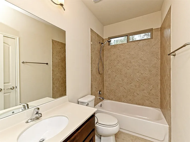 21800 Ryan Dr — Photo 21