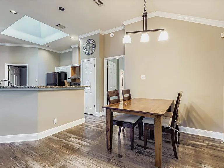 1809 Edelweiss Dr — Photo 13