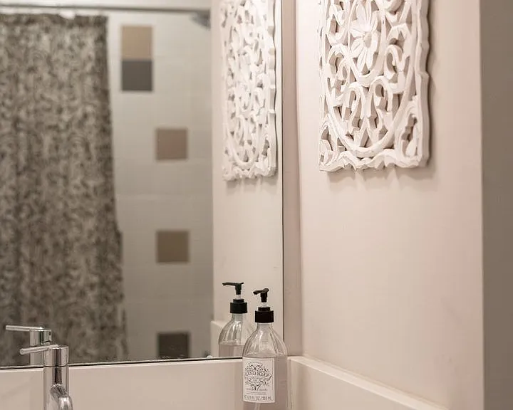 1035 Chester Ave #2 — Photo 14