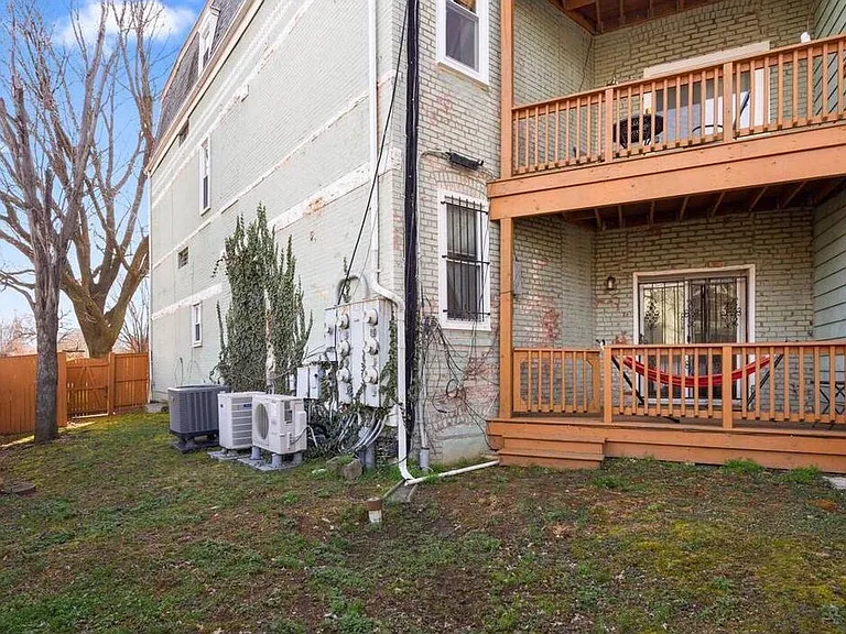 1434 Potomac Ave SE #4 — Photo 28