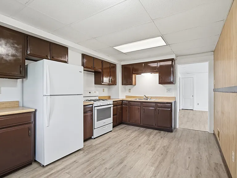 19 Singer Ave #5 — Photo 14