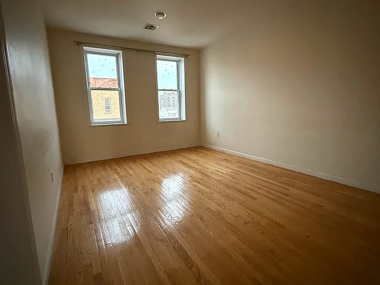 459 Broadway #2 — Photo 4