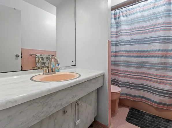 249 Newkirk Avenue image 26 of 37