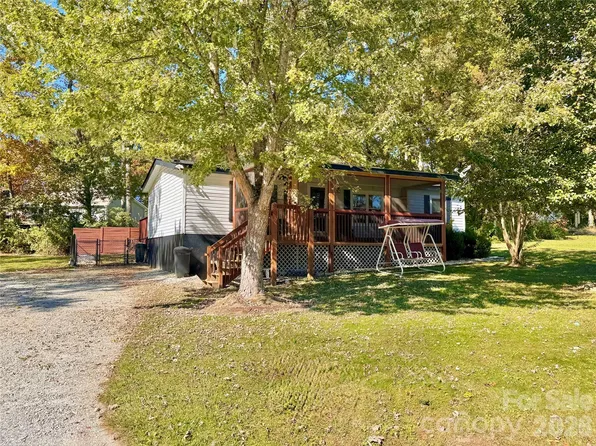 78 Katie Dr #3, Hendersonville, NC 28792