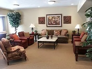 2900 Heritage Place Dr — Photo 2