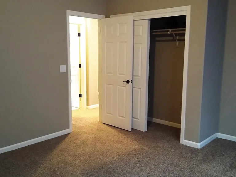 2109 E Christensen Dr — Photo 8