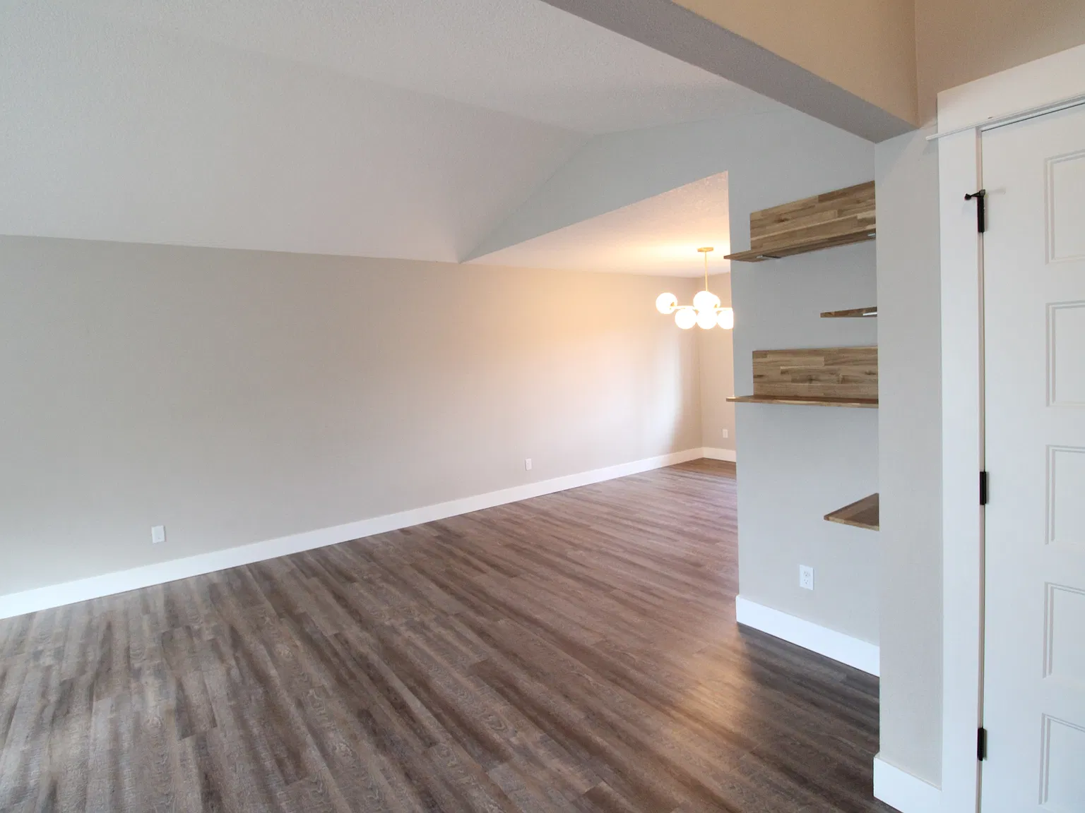 16410 Southeast Oakhurst Court - 1 — Photo 2
