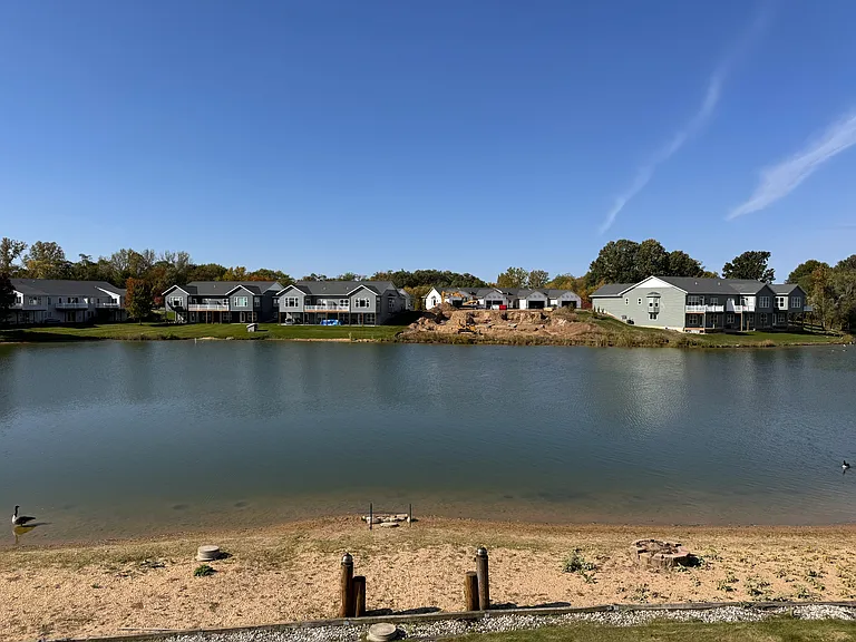 6587 Summer Shores Dr SE — Photo 2