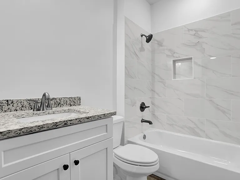 777 Hanley St — Photo 12