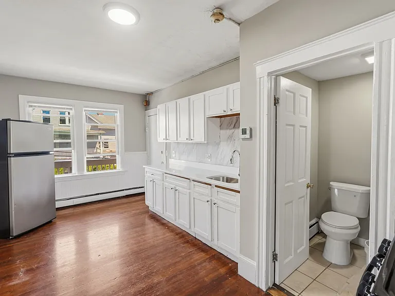 134 Rathbun St #4 — Photo 4