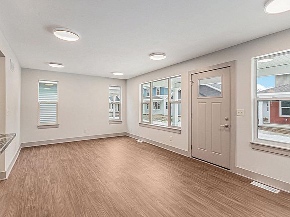 2nd image of 2108 Willard Ave