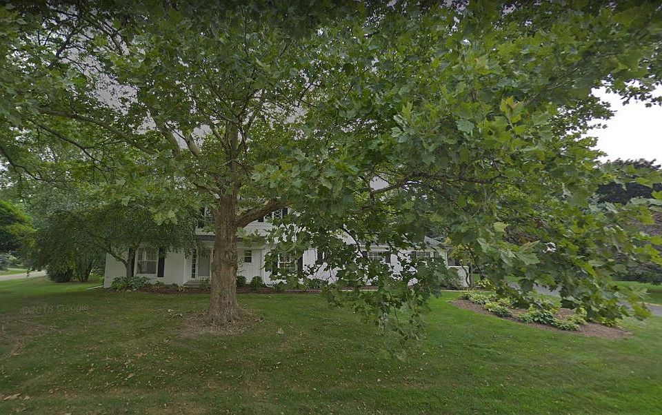 1st image of 2265 Hunt Club Dr