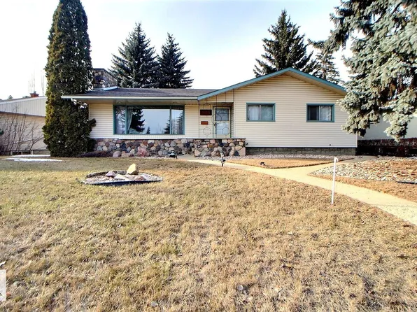 243 Lynnwood Way NW, Edmonton, AB T5R 1B2