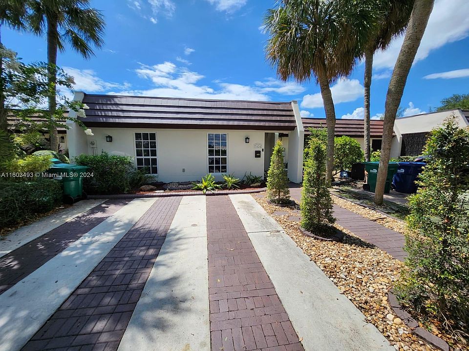 1st image of 7424 Big Cypress Dr