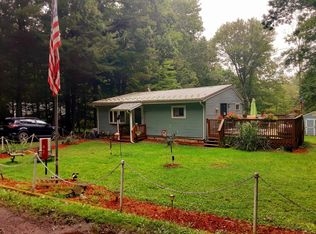 42 Lake Dr, White Haven, PA 18661