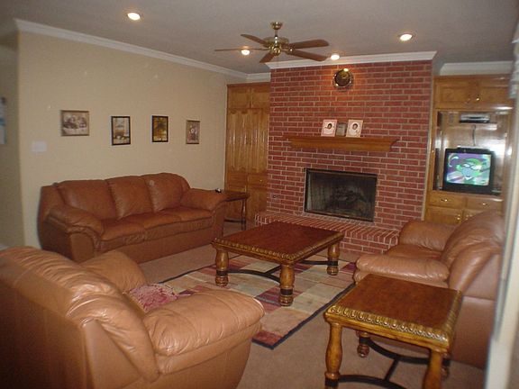 Cozy Family Room
