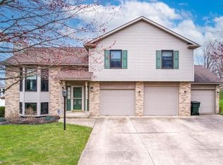 10995 Newbury Ave NW, Uniontown, OH 44685