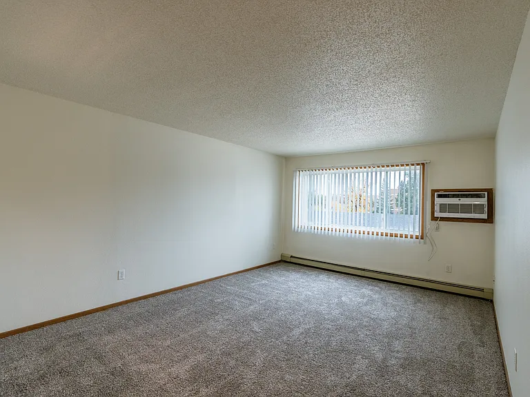 Southview III — Photo 18