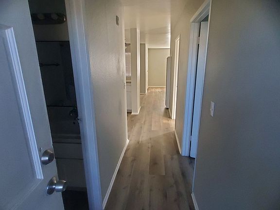 3rd image of 1081 Temple Ave #204