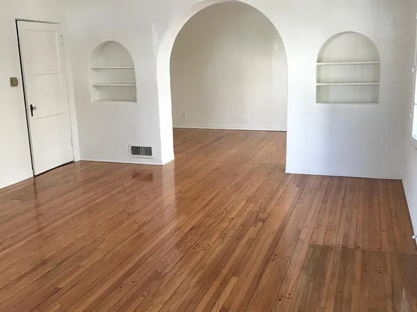 8366 Blackburn Ave, Los Angeles, CA 90048