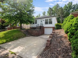 4003 Longwood Ave, Parma, OH 44134
