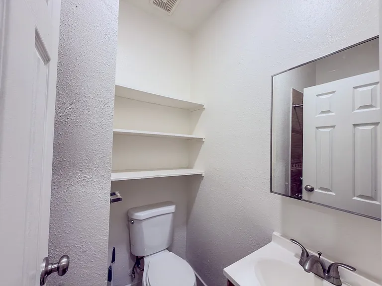921 Sartori — Photo 9