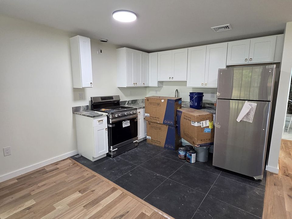 1st image of 22 Marie St #2A