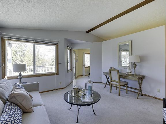 5th image of 4243 Goldenrod Ln N