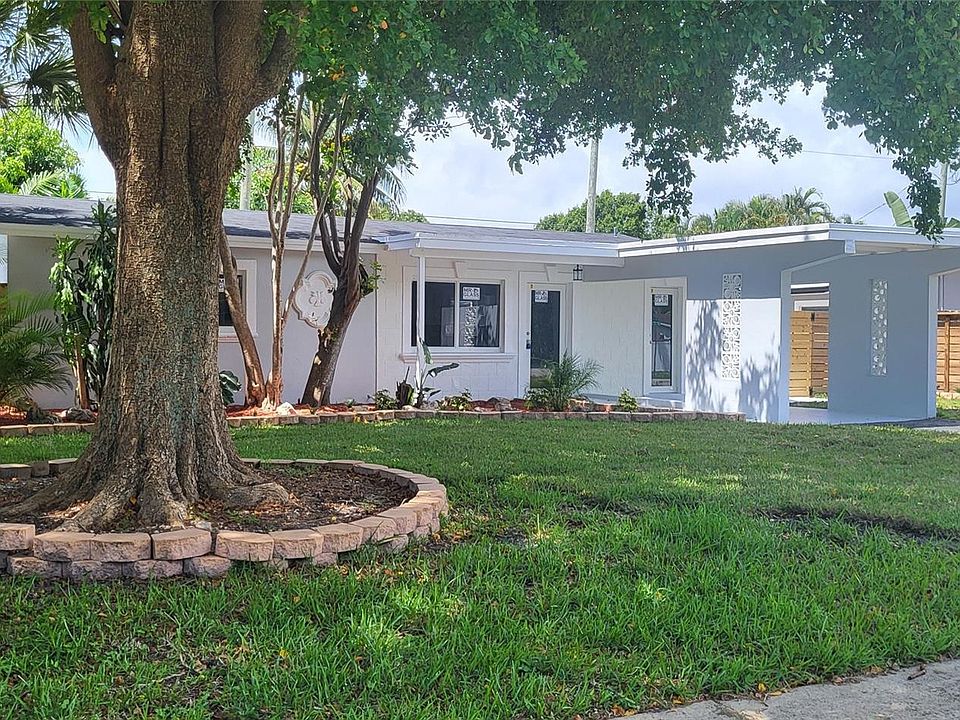 1st image of 3368 SW 16th Street