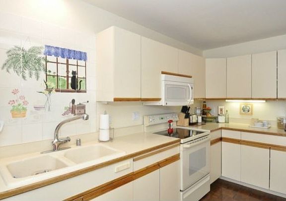 5th image of 134 Harrogate Dr