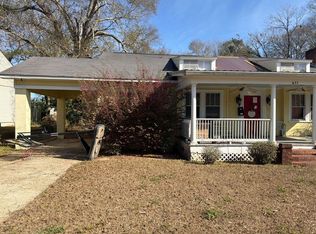 411 Walnut St, Natchez, MS 39120