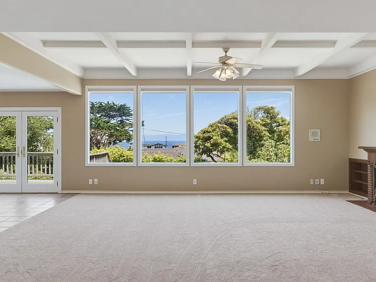1250 Del Monte Blvd — Photo 13