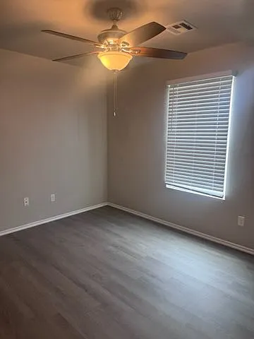 10300 Hidden Village Dr — Photo 9